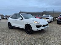 Used Porsche Cayenne 382 HP (280 kW) 2013 White SUV