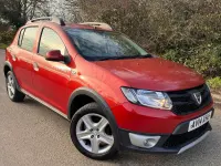 Used Dacia Sandero Ambiance 90 HP (66 kW) 2014 Red Hatchback