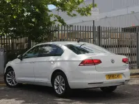 Used VW Passat Business 120 HP (88 kW) 2015 White Sedan
