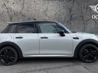 Usado Mini Cooper Hatch 134 CV (98 kW) 2022 Plateado Utilitario