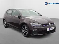 Begagnad VW Golf VII Advance 2018 Svart Halvkombi