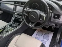 Second-hand Jaguar XF R-Sport 241 CP (177 kW) 2018 Albastru Berlinǎ