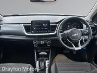 Used Kia Stonic 99 HP (72 kW) 2023 White SUV