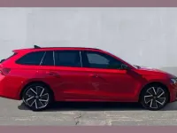 Used Skoda Octavia SportLine 147 HP (108 kW) 2025 Red Estate