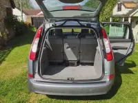 Używany Ford C-MAX Zetec 2004 Srebrny Minivan