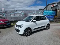 Second-hand Renault Twingo Play 70 CP (51 kW) 2017 Alb Hatchback