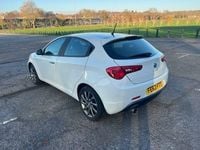 Used Alfa Romeo Giulietta 2013 White/black Hatchback