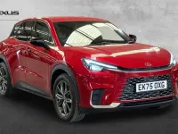 Used Lexus LBX 136 HP (100 kW) 2025 Red SUV
