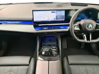 Used BMW 520 M Sport 205 HP (150 kW) 2026 Blue Estate
