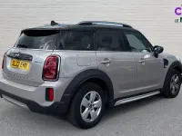 Usado Mini Cooper Countryman Classic 136 HP (100 kW) 2022 Cinzento SUV