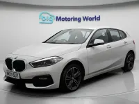 Used BMW 118 Sport Line 136 HP (100 kW) 2023 White Hatchback