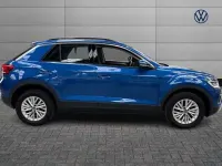 Begagnad VW T-Roc Life 150 HK (110 kW) 2022 Blå SUV