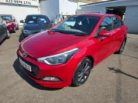 Used Hyundai i20 SE 100 HP (73 kW) 2015 Red Hatchback
