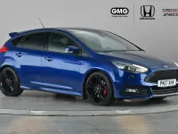 Used Ford Focus ST 250 HP (183 kW) 2017 Blue Hatchback