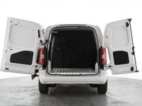 Used Vauxhall Combo 100 kW (136 HP) 2024 White MPV