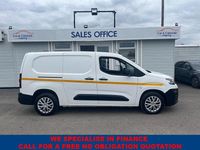 Usado Citroën Berlingo 100 HP (73 kW) 2020 Branco Monovolume