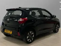 Used Hyundai i10 Advanced 63 HP (46 kW) 2025 Black Hatchback