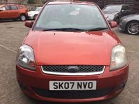 Used Ford Fiesta Zetec 79 HP (58 kW) 2007 Red Hatchback