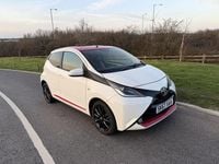 Used Toyota Aygo x-press 69 HP (50 kW) 2017 White Hatchback