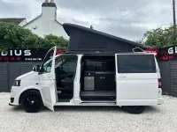 Used VW T5 Startline 102 HP (75 kW) 2015 White Van