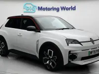 Used Renault 5 E-Tech Urban 89 kW (122 HP) 2025 Hatchback