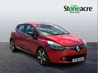 Used Renault Clio IV Dynamique 88 HP (64 kW) 2016 Red Hatchback