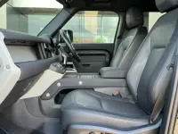 Used Land Rover Defender SE Dynamic 249 HP (183 kW) 2023 Santorini black SUV