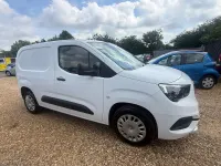 Used Vauxhall Combo Sportive 100 HP (73 kW) 2020 White MPV