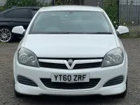 Used Vauxhall Astra Sport 2010 White Hatchback