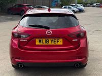 Begagnad Mazda 3 150 HK (110 kW) 2018 Röd Halvkombi