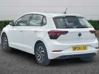 Used VW Polo Life 95 HP (69 kW) 2024 White Hatchback