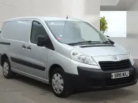 Käytetty Peugeot Expert 90 HP (66 kW) 2016 Hopea Van