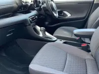 Second-hand Toyota Yaris Hybrid Design 116 CP (85 kW) 2023 Negru Hatchback