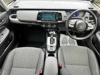 Used Honda Jazz Hybrid 109 HP (80 kW) 2022 White Hatchback