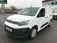 Used Citroën Berlingo 100 HP (73 kW) 2021 White MPV