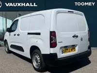 Used Vauxhall Combo S 101 HP (74 kW) 2022 White MPV