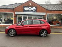 Usado BMW 225 Active Tourer Sport Line 2017 Rojo Monovolumen