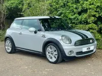 Begagnad Mini Cooper Hatch 2009 Vit Halvkombi