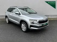 Usado Skoda Karoq SE Drive 147 HP (108 kW) 2024 Prateado SUV
