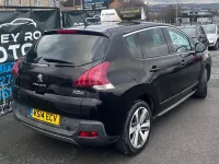 Używany Peugeot 3008 Allure 2014 Czarny Kombi