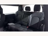 Used Land Rover Defender SE 300 HP (220 kW) 2024 Fuji white SUV