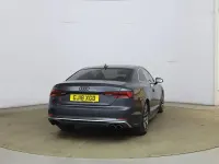 Begagnad Audi A5 Advanced 2018 Grå Sportkupé