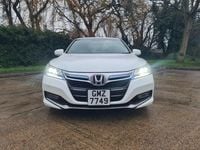 Used Honda Accord Hybrid 214 HP (157 kW) 2013 White Sedan