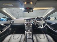 used Volvo V40 CC 1.6 D2 LUX NAV 5d 113 BHP