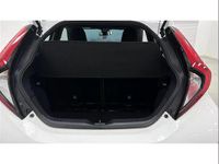 Used Toyota Aygo X PURE 72 HP (52 kW) 2024 White SUV