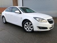 Used Vauxhall Insignia SRi 136 HP (100 kW) 2016 White Hatchback