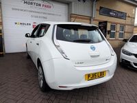 Used Nissan Leaf Visia 80 kW (109 HP) 2015 White Hatchback