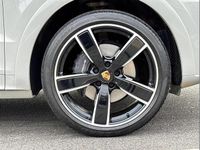 Used Porsche Cayenne Platinum Edition 462 HP (339 kW) 2023 Grey SUV