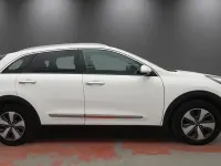 Gebraucht Kia Niro 139 PS (102 kW) 2018 Weiß SUV