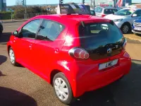 Used Toyota Aygo 68 HP (50 kW) 2014 Red Hatchback